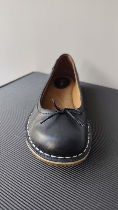 Skórzane balerinki Clarks Artisan 37 czarne, wkładka 23,5 cm