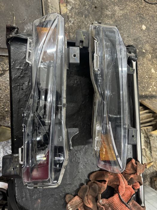 Фари протитуманні tesla model s plaid 2021+