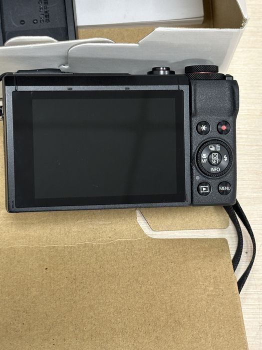 Б/в Фотоапарат Canon PowerShot G7 X Mark III Black (3637C013)