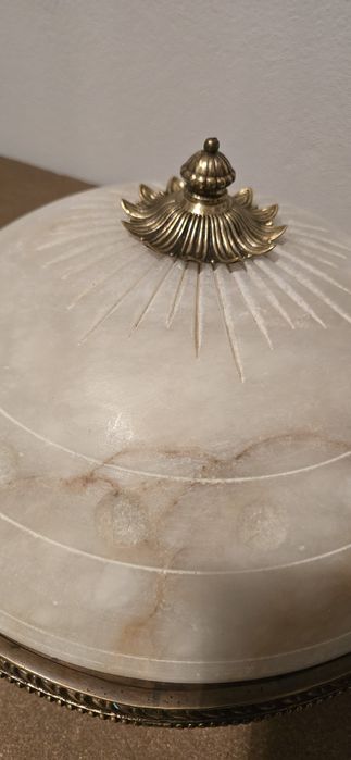 Candeeiro plafound em pedra Alabastro e Bronze