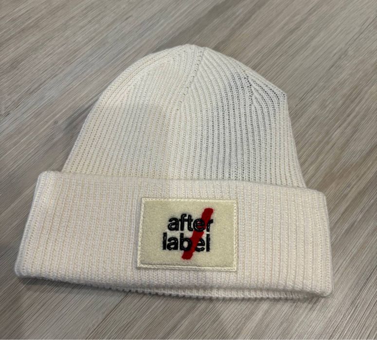 Шапка After label