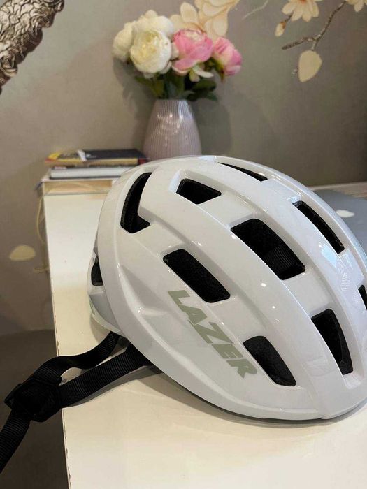 Велосипедний шолом Lazer