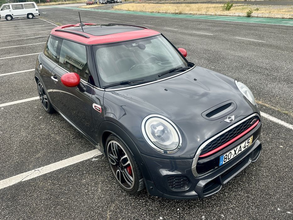 MINI Cooper JCW (Auto) 231cv