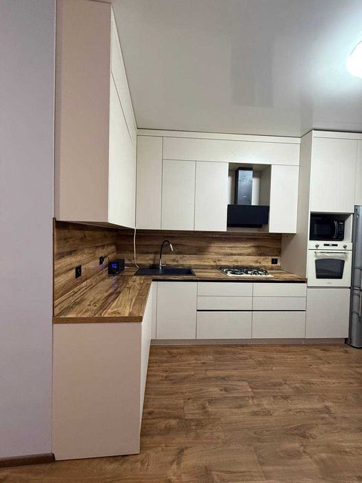 Продаж 3-кімнатної квартири у центрі Львова, вул. Костя Левицького, 71
