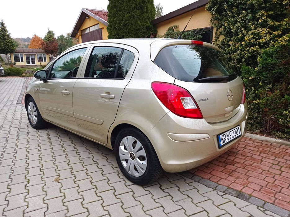 Opel Corsa D 2006r 1.4 Benzyna .