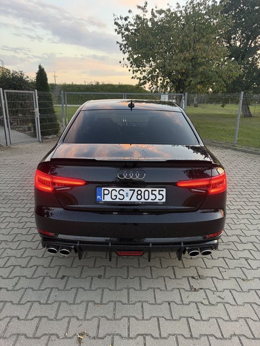 Audi a4 b9 2.0 tfsi