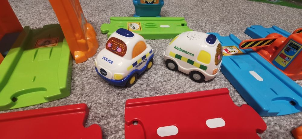 Vtech drogi 2 autka tut tut