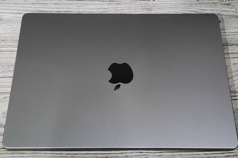 MacBook Pro 14 Mid 2023 Space (MTL73) - 850$ Магазин Гарантия