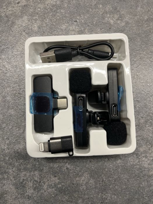 Продам подвійний  бездротовий мікрофон 2 шт