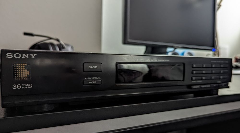 Продам FM тюнер Sony st-d50l: 650 грн. - Спутниковое ТВ Харьков на Olx