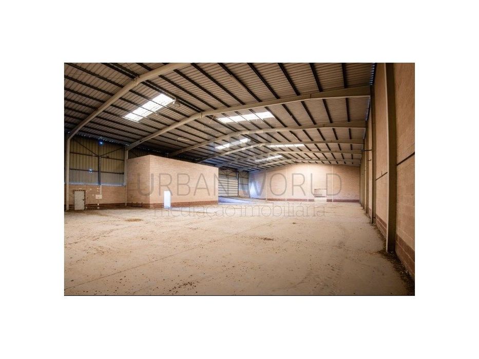 Armazém Industrial, Vale Tripeiro, Benavente, 2.000m2