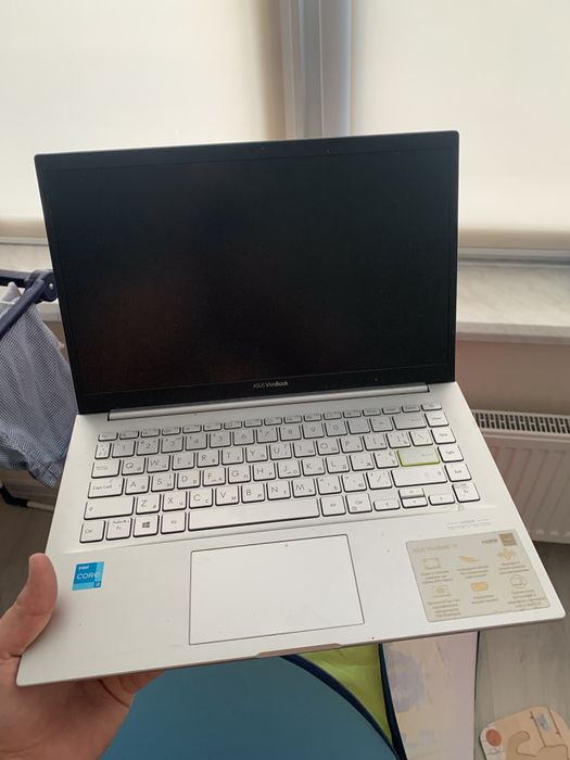 Asus VivoBook 14