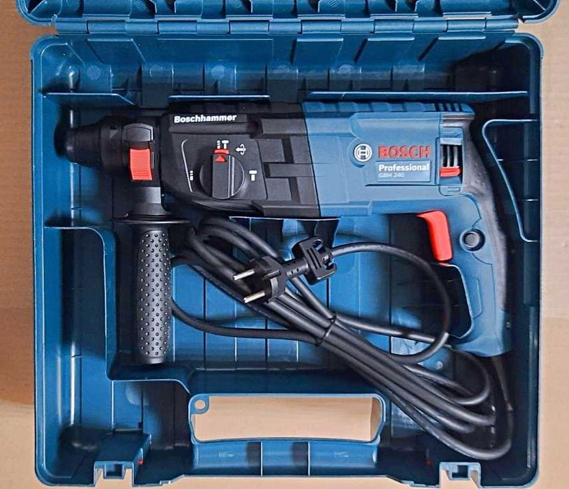 Перфоратор Bosch Professional GBH 240 + кейс + сверла, Новый