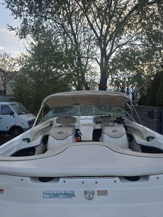Łódź motorową Sea Ray