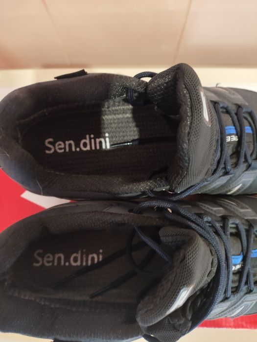 Продам кросівки Sen-dini