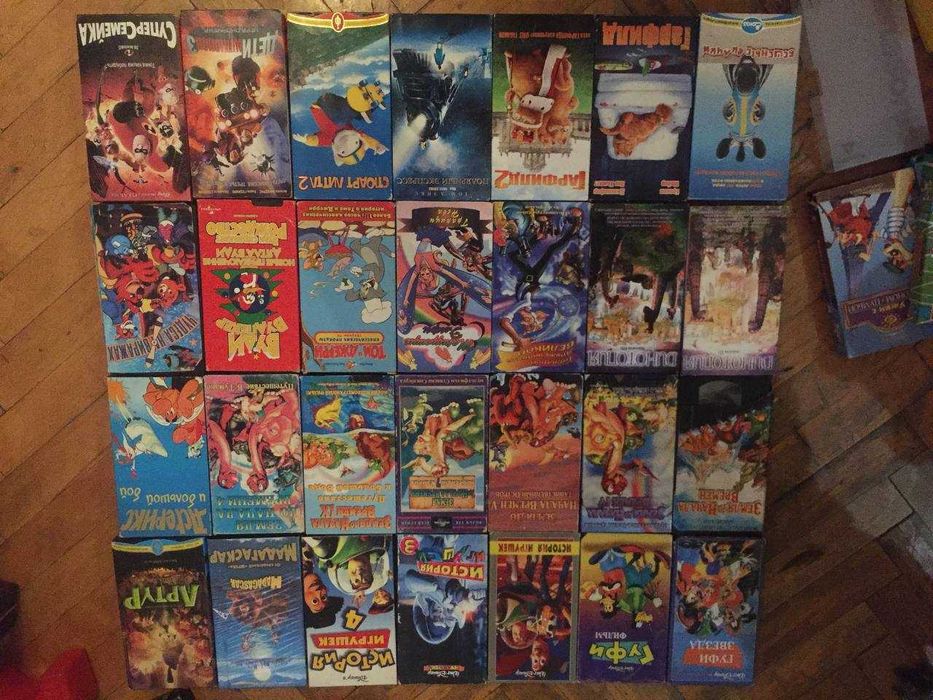 Видеокассеты VHS Гарфилд, Артур и минипуты, Земля до начала времён