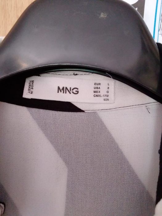 Vestido MNG tamanho L riscas traçado.