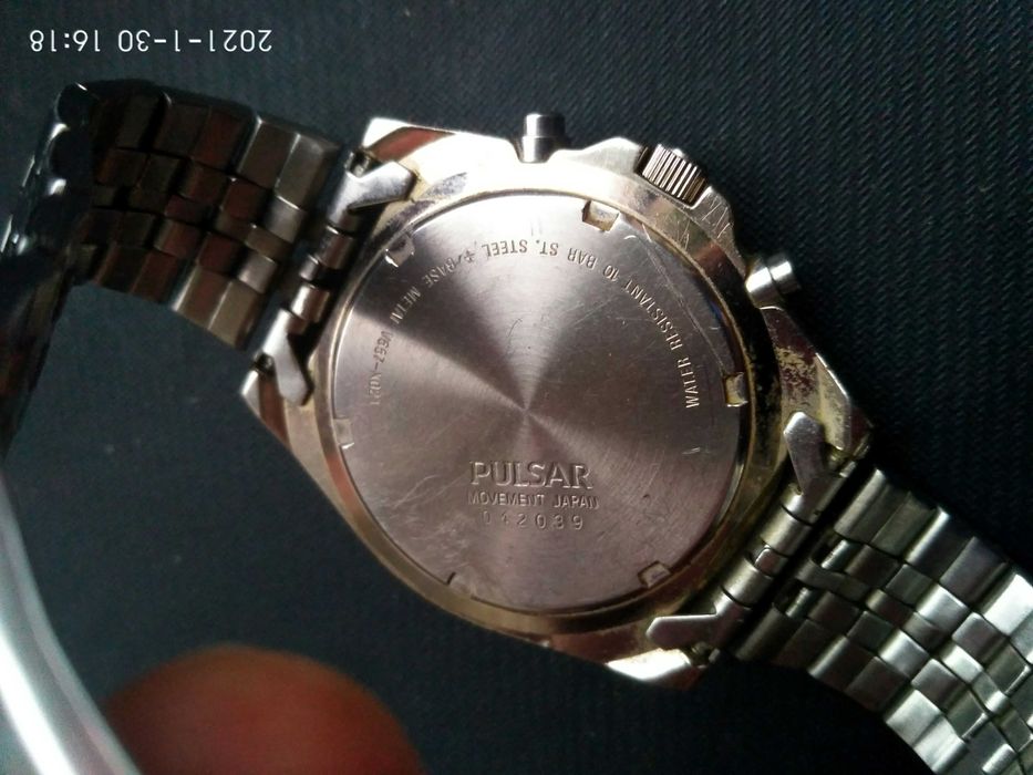 Наручные часы PULSAR.