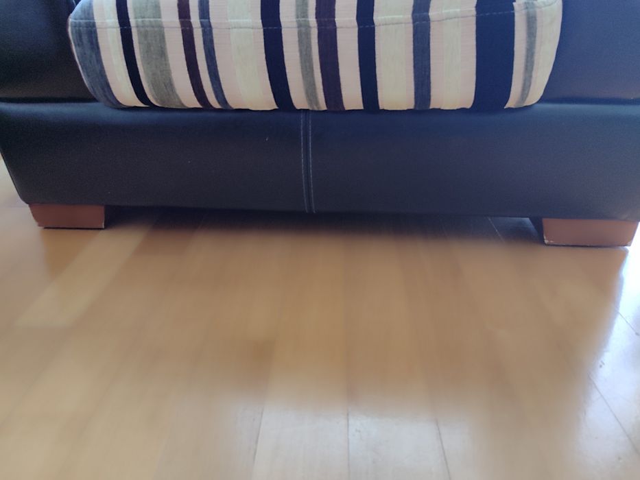 Sofa + 2 fotele – eko skóra, bardzo dobry stan
