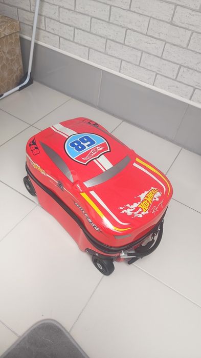 Walizka hot wheels