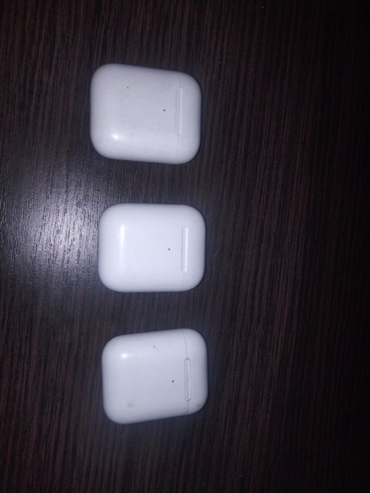 Кейс для навушників  Apple AirPods