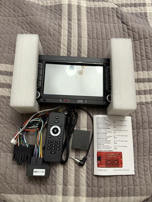 Автомагнітола з сенсорним екраном- нова