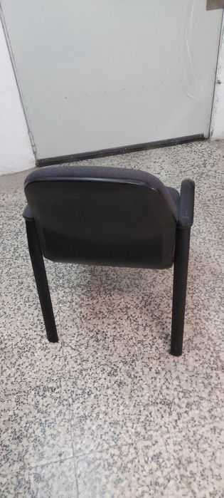 Cadeiras fixa com braços