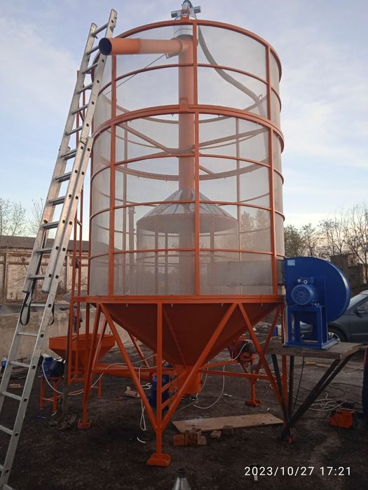 Зерносушарка бункерна мобільна. Сушка для зерна