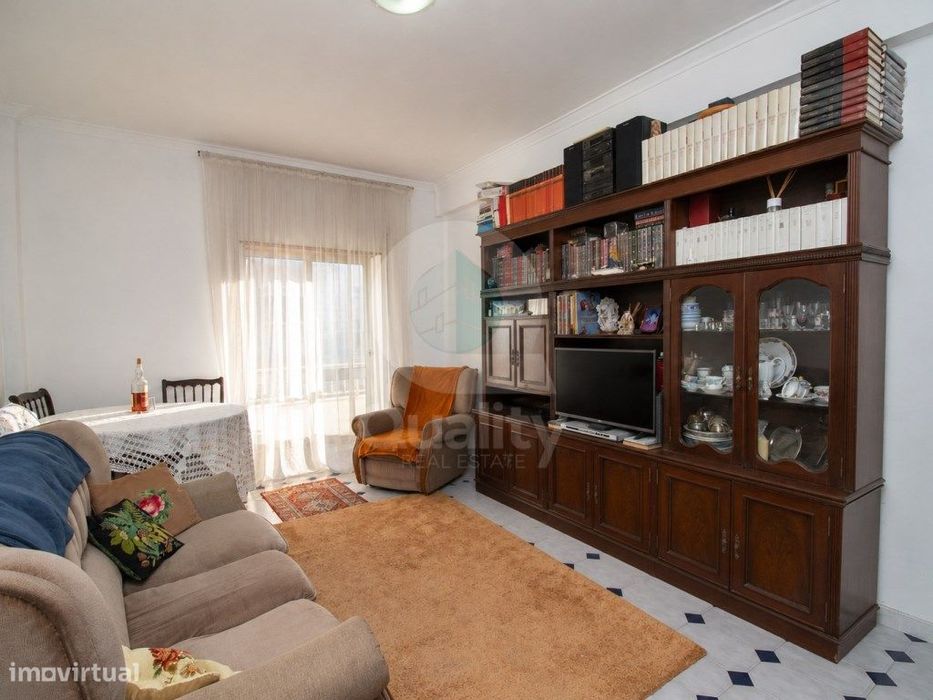 Apartamento T3 - Baixa da Banheira