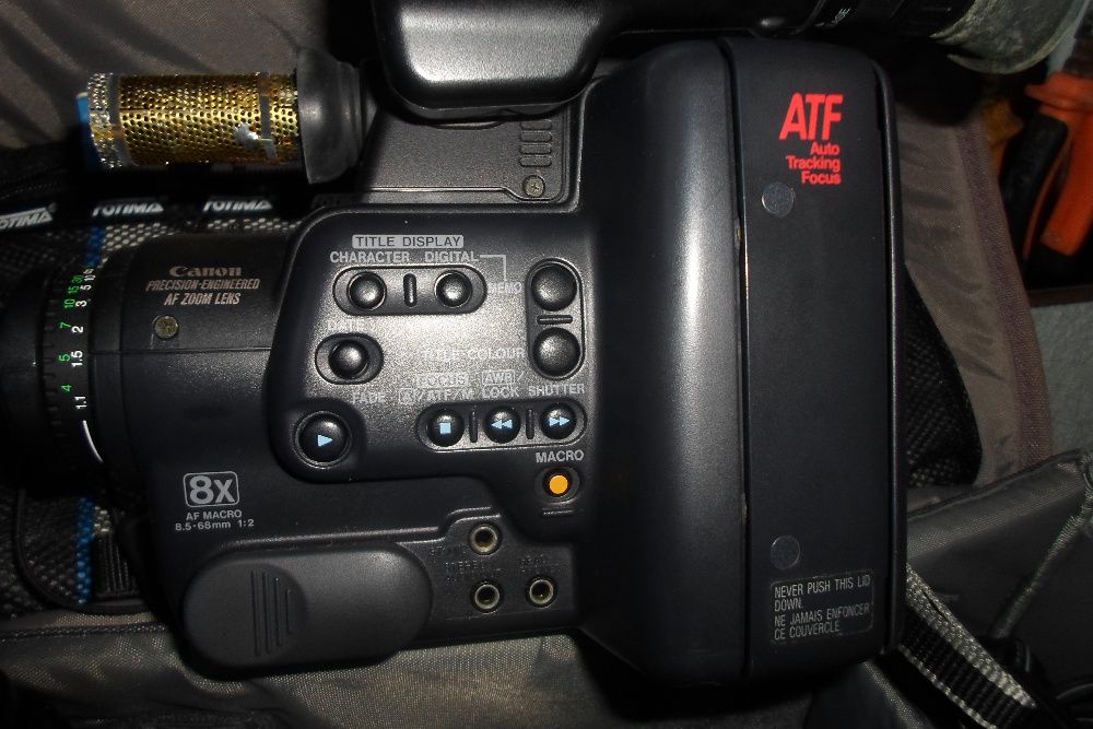 Maquina de Video Canon A10 antiga