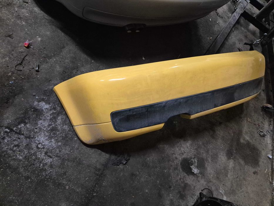 audi s3 8l zderzak tył srebrny żółty