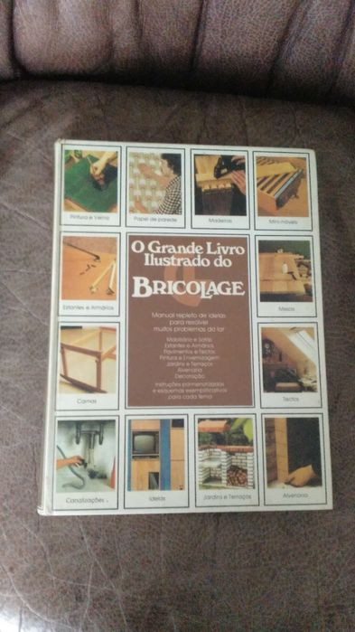 8 Livros novos a 14 euros cada das seleções