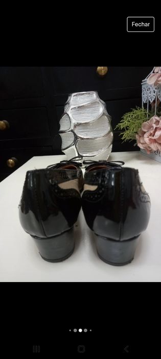 Sapatos da Max em pele e verniz