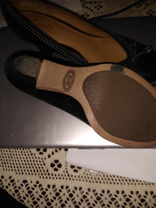 Czółenka skórzane 38