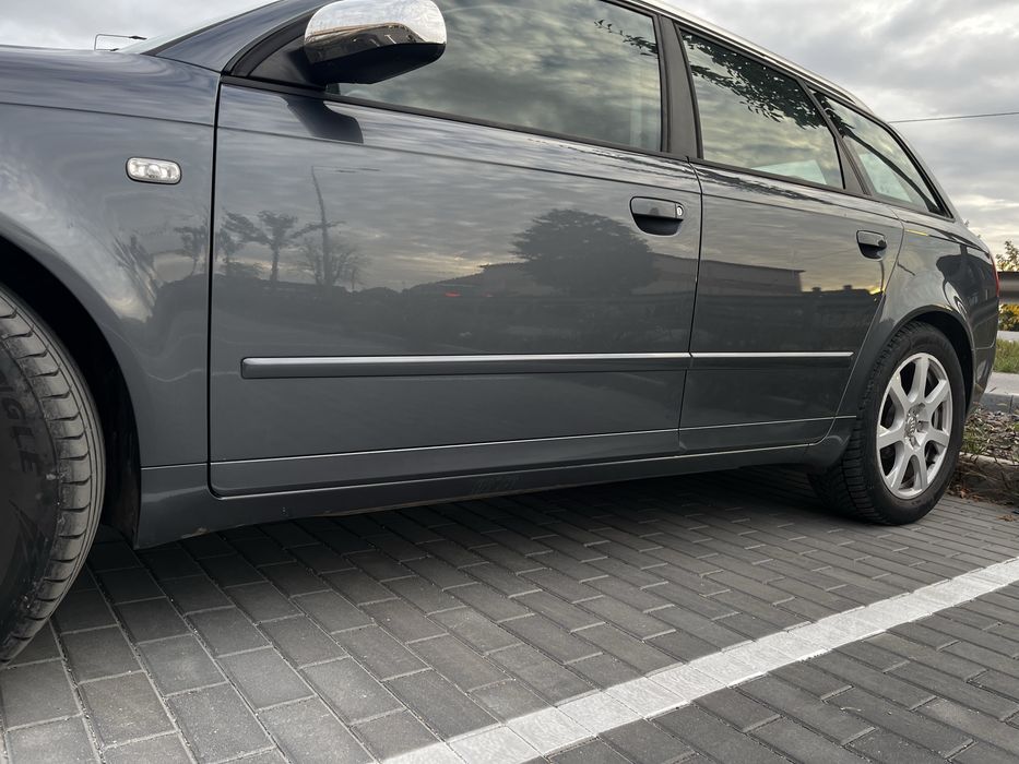 Продам Audi a4b7 2.0