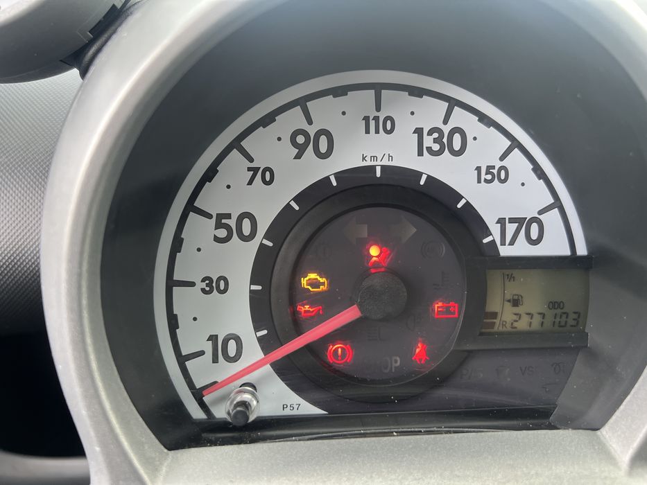 Citroen C1     1.0.    Klima.  Gasolina 3portas
