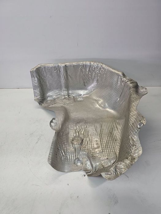 OSŁONA TERMICZNA LEWY TYŁ AUDI A4 B9 8W0804173C