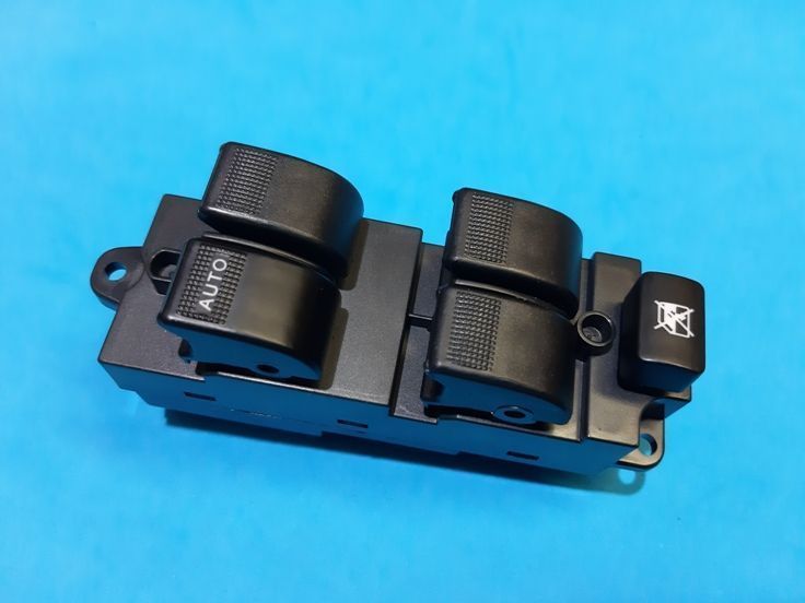 Comando botão interruptor Dos Vidros Mazda 6 323    NOVO