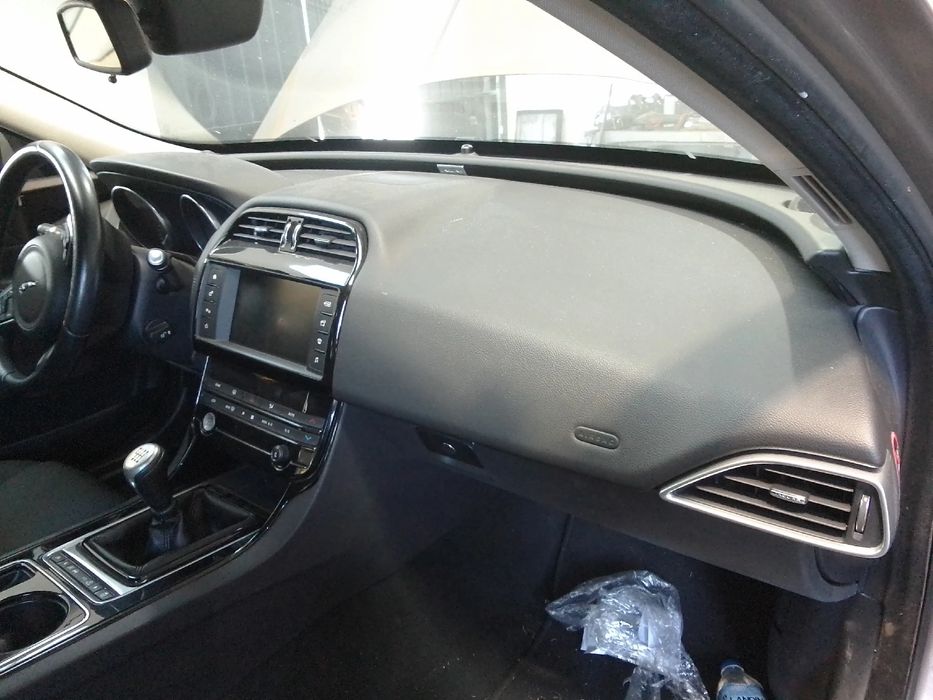 Tablier JAGUAR XE (X760)