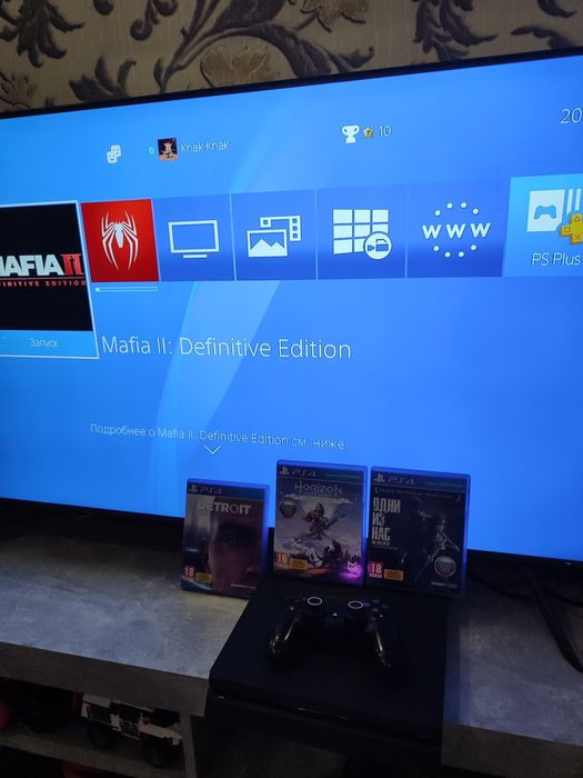 Приставка Play station 4 на 1 тб