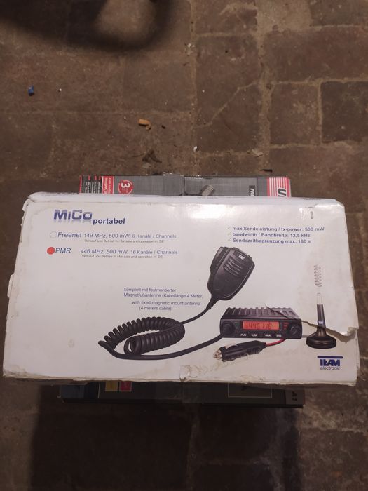 Рация, звязок, радиостанция, радіостанція, рація