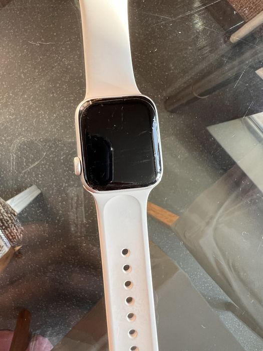 Смарт вотч от apple  серия 7 41мм
