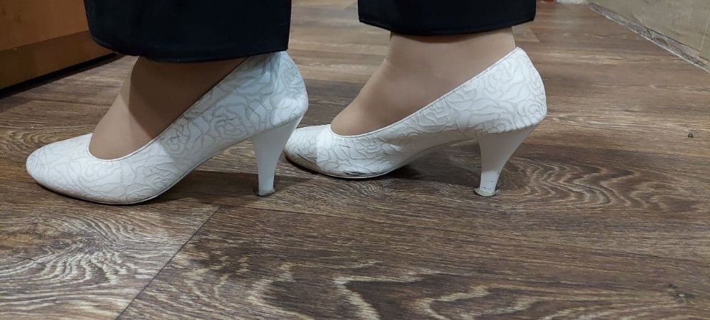 Туфли свадебные, лодочка, удобный каблук