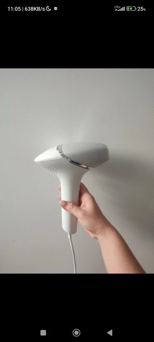 Depilator laserowy 
PHILIPS Lumea IPL 9900 Series BRI953.