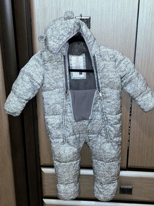 Дитячий зимовий комбінезон бренду GAP