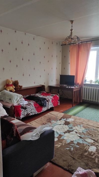 Продам или обменяю 2-эт.дом в с. Гориславцах.