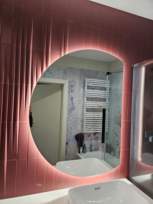 Szklarz, lustra na wymiar, mozntaż