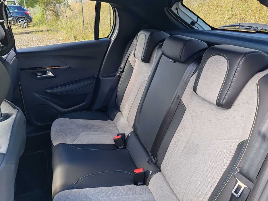Peugeot e-208 50 kWh GT Line