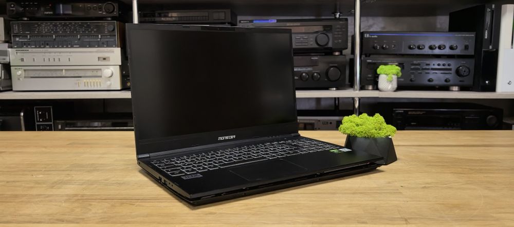 Ноутбуки Monster Abra A5/i7-10gen//Ram no /HDD no/Asus R500V/i3-3120m/