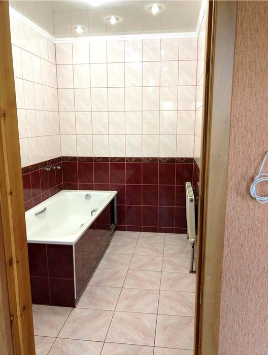 Продам 2 поверховий Новий будинок